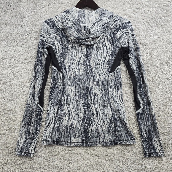 Lululemon Runbeam Hoodie Womens Small Black White Texture Twist Active Running - Picture 6 of 11